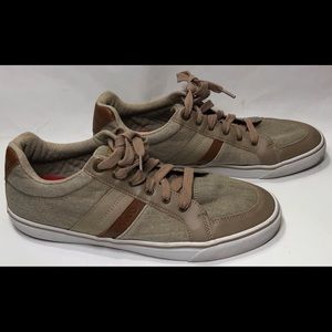 Levi's tan/brown canvas comfort lace up shoes-51819411I-Low top-Men’s Size 10